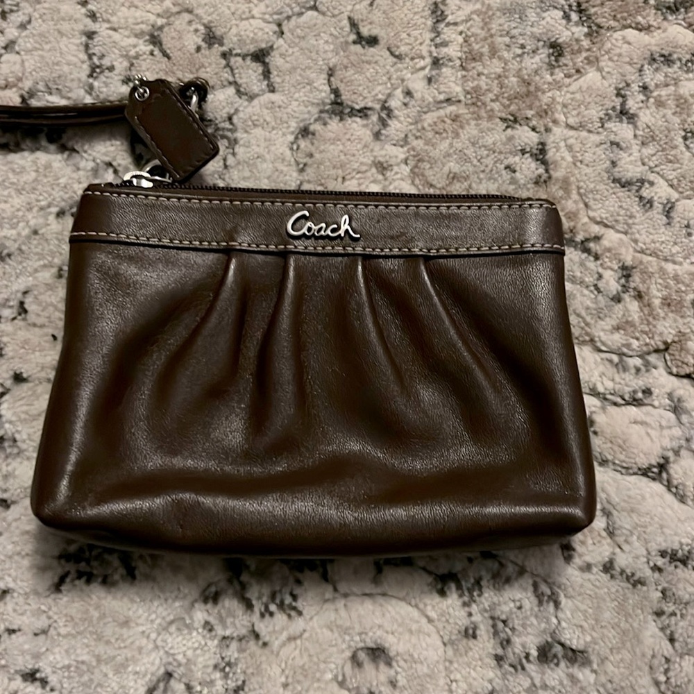 Coach wristlet color brown